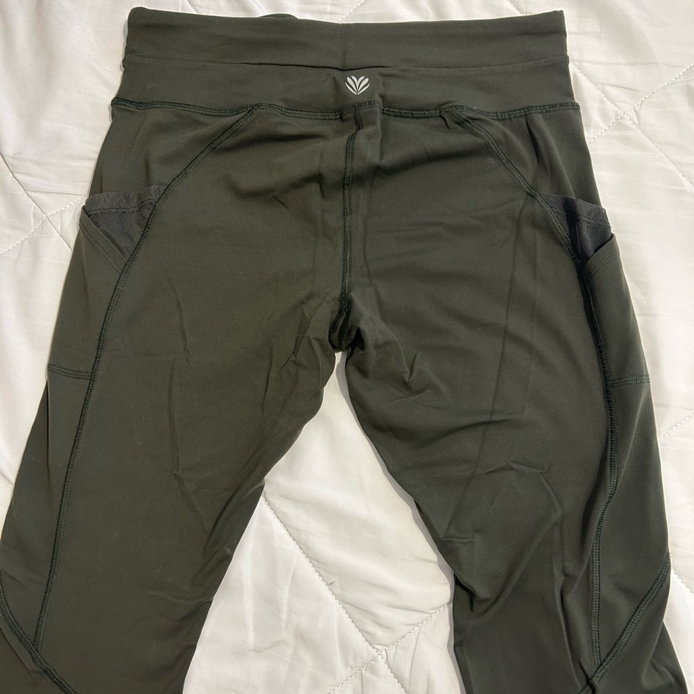 olive leggings with side pockets